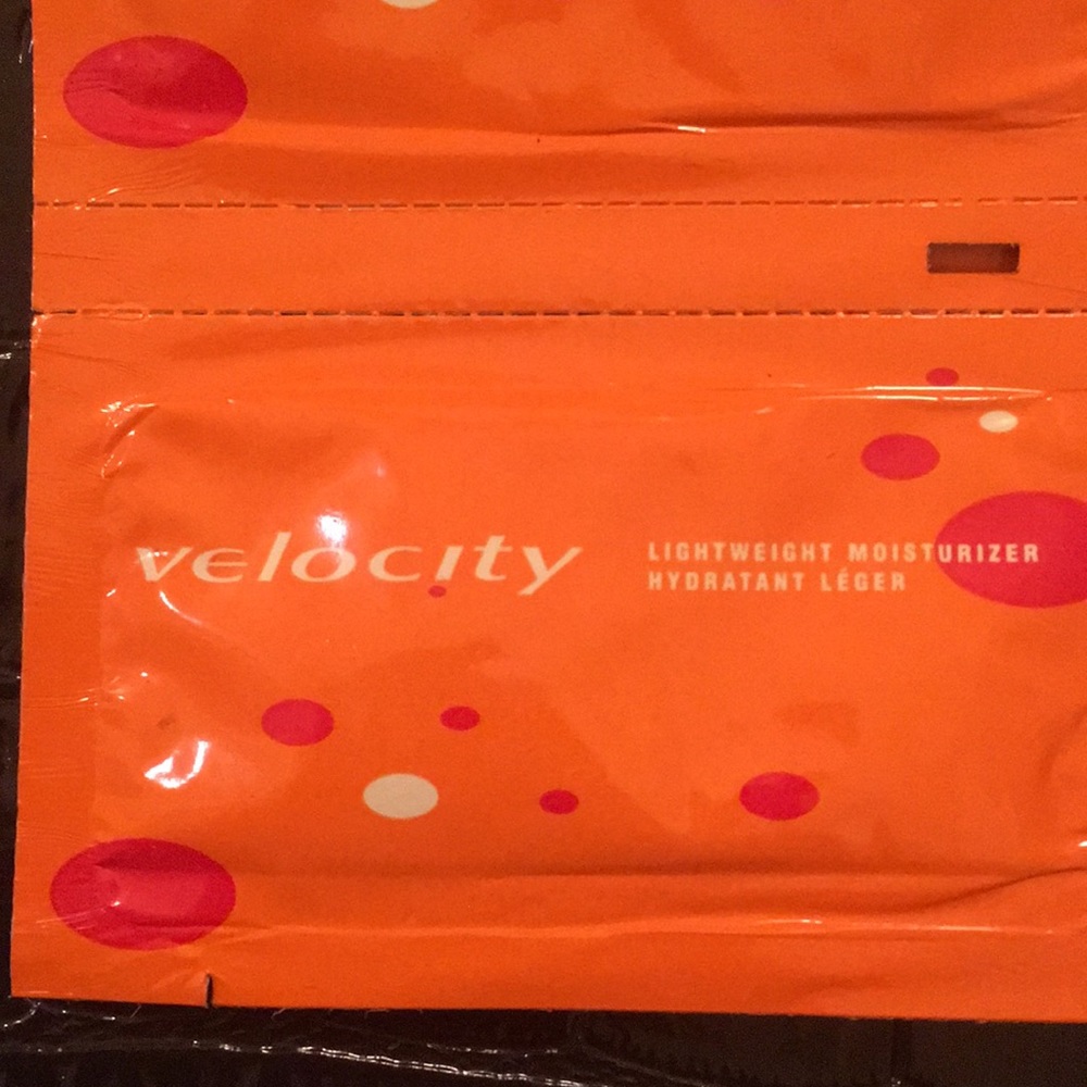 🆓Velocity by Mary Kay cleanser & moisturizer - Picture 3 of 8